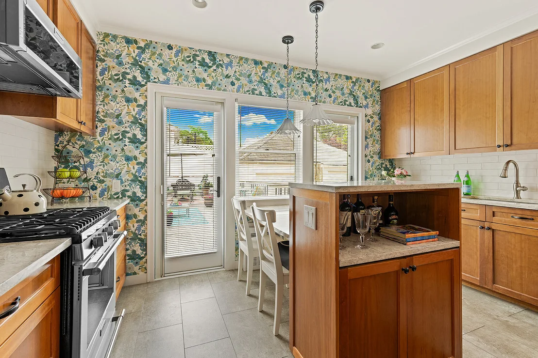 Photo of 7709 Colonial Road