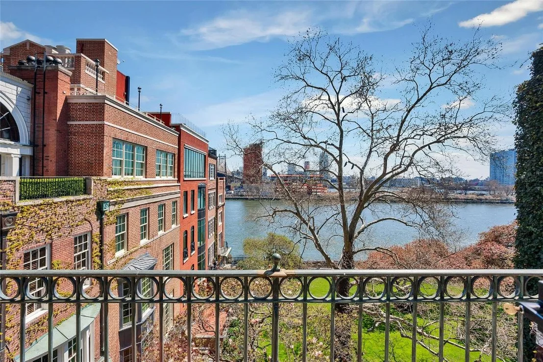 Photo of Unit 0 at 13 Sutton Place