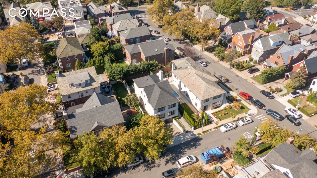 Photo of 8008 Harbor View Terrace