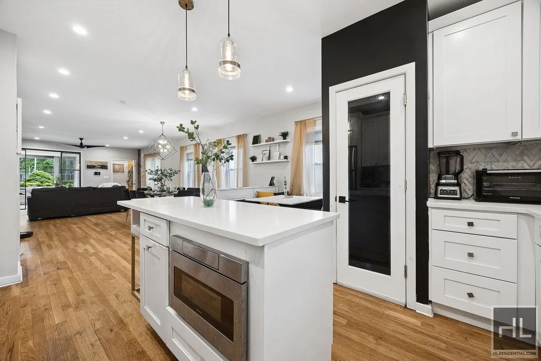 Photo of 113 Lefferts Avenue