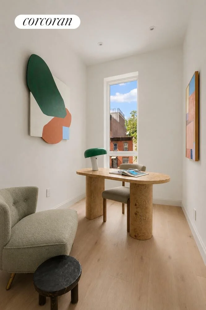 Photo of 700 MONROE Street