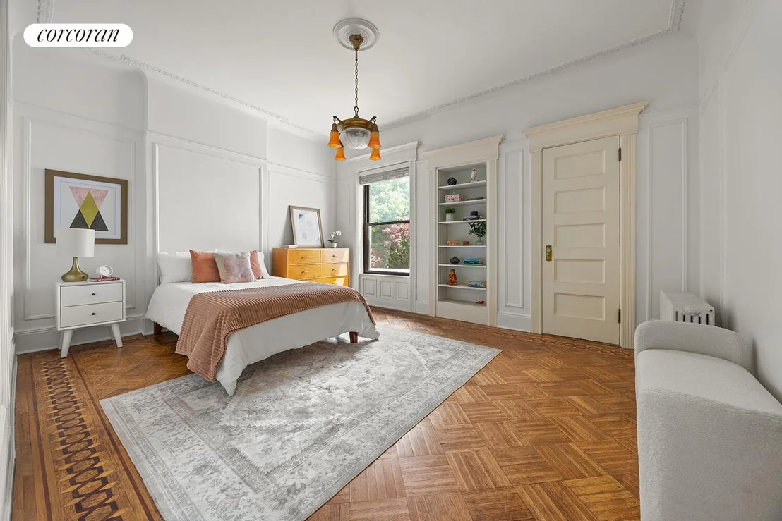 Photo of 166 Maple Street