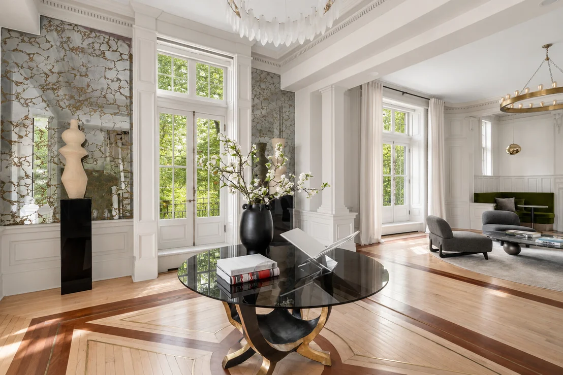 Photo of 337 RIVERSIDE Drive