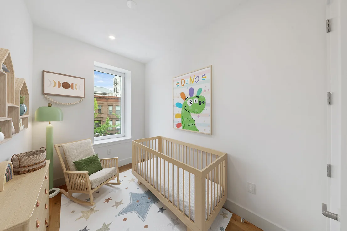 Photo of 217 OVINGTON Avenue
