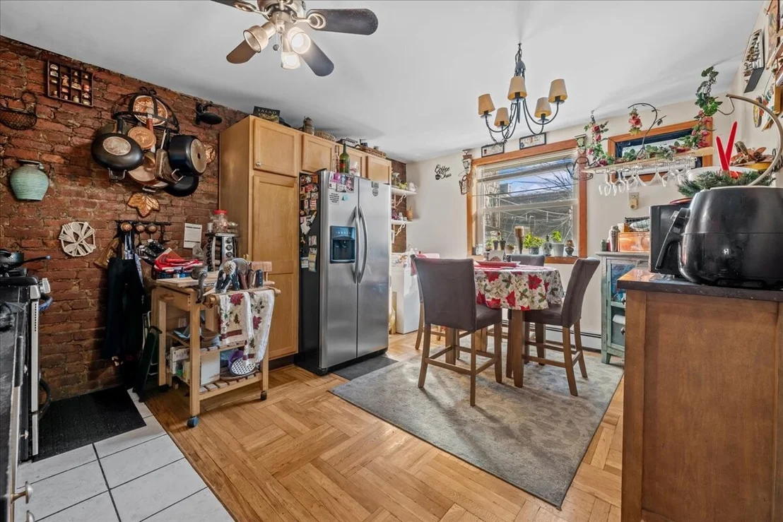 Photo of 9315 LAFAYETTE Walk