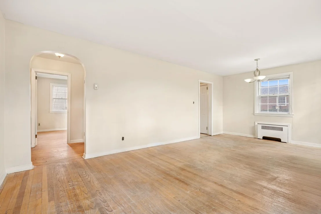 Photo of 97 Westcott Boulevard