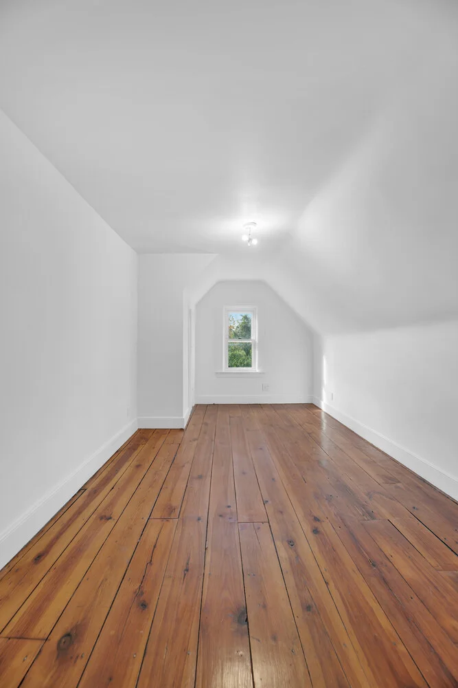 Photo of 242 STRATFORD Road