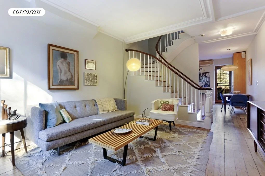 Photo of 159 Hoyt Street