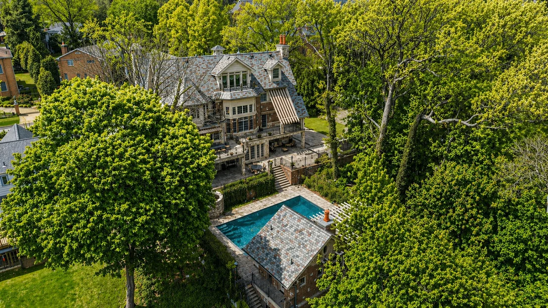 Photo of 125 BENEDICT Road