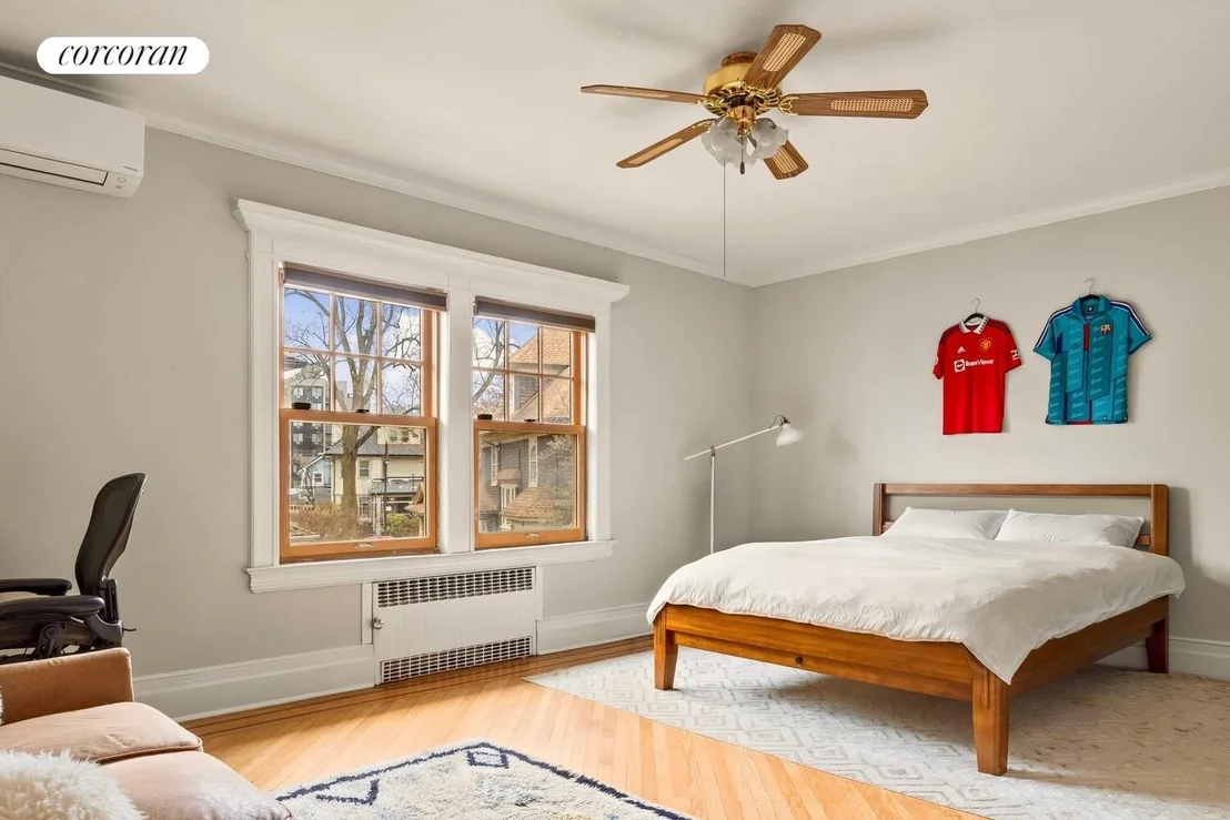 Photo of 1806 Ditmas Avenue