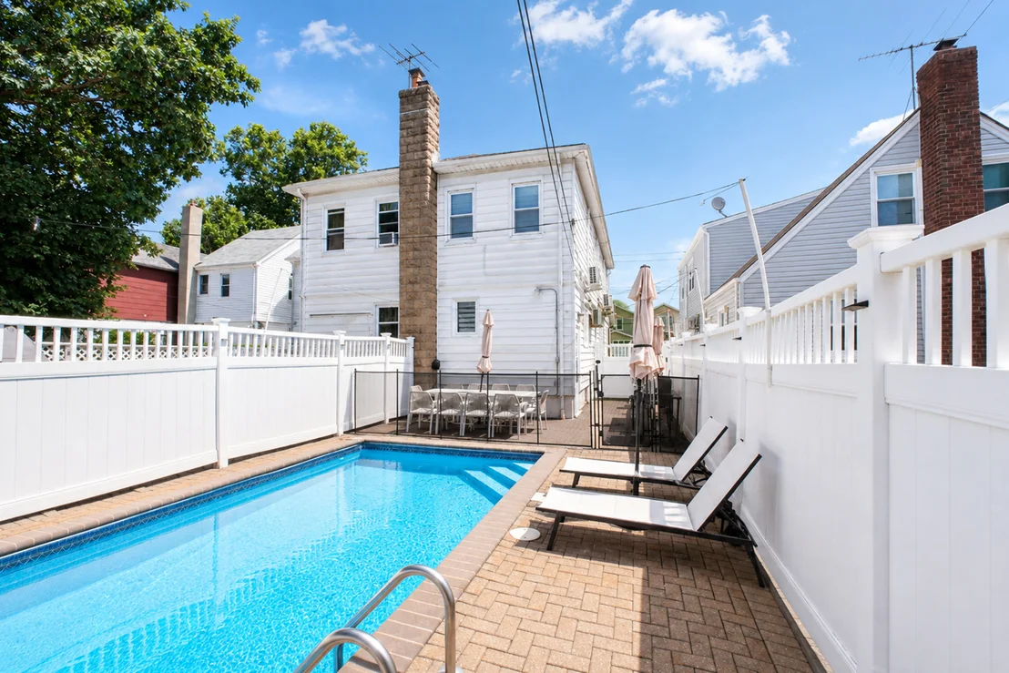 Photo of 1826 RYDER Street