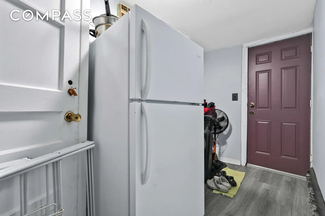 Photo of 5401 Clarendon Road