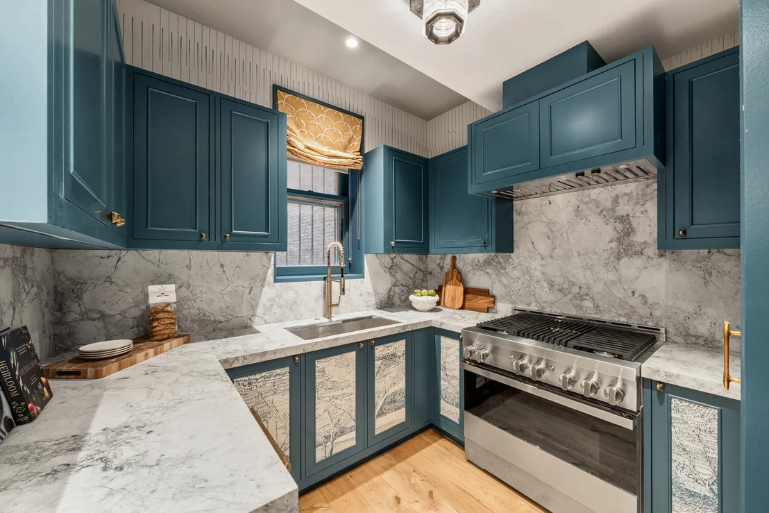 Photo of 337 RIVERSIDE Drive