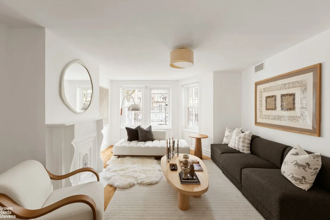Photo of 105 MOFFAT Street