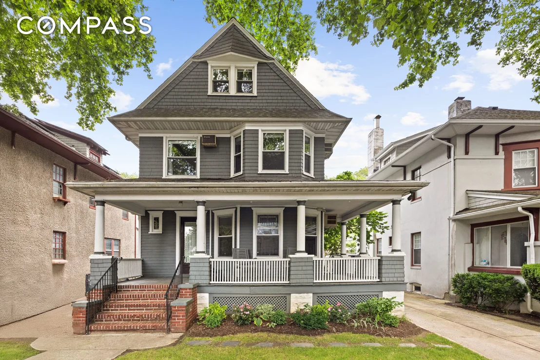 Photo of 481 Stratford Road