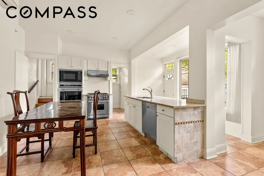 Photo of 1815 Ditmas Avenue