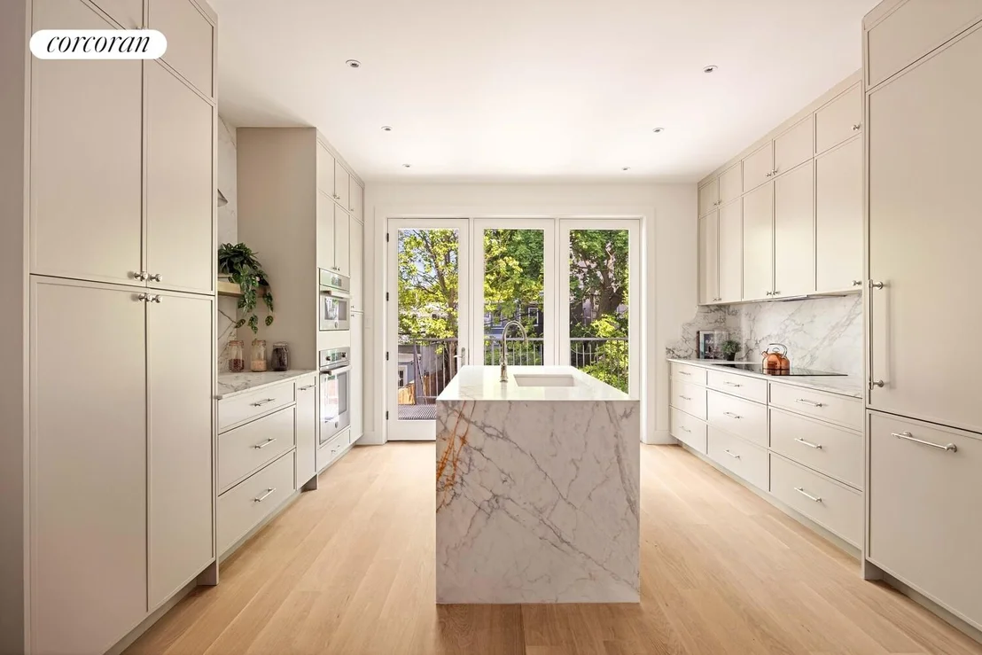 Photo of 331 12TH Street