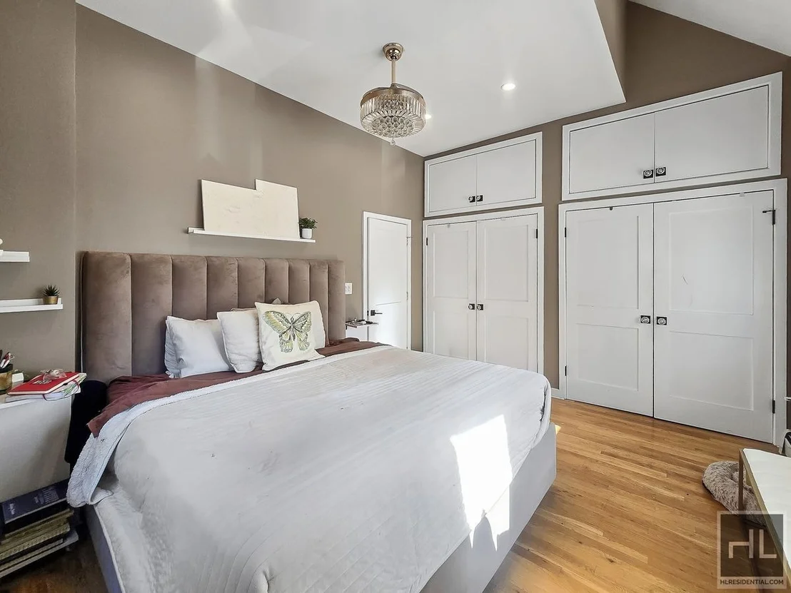 Photo of 113 Lefferts Avenue