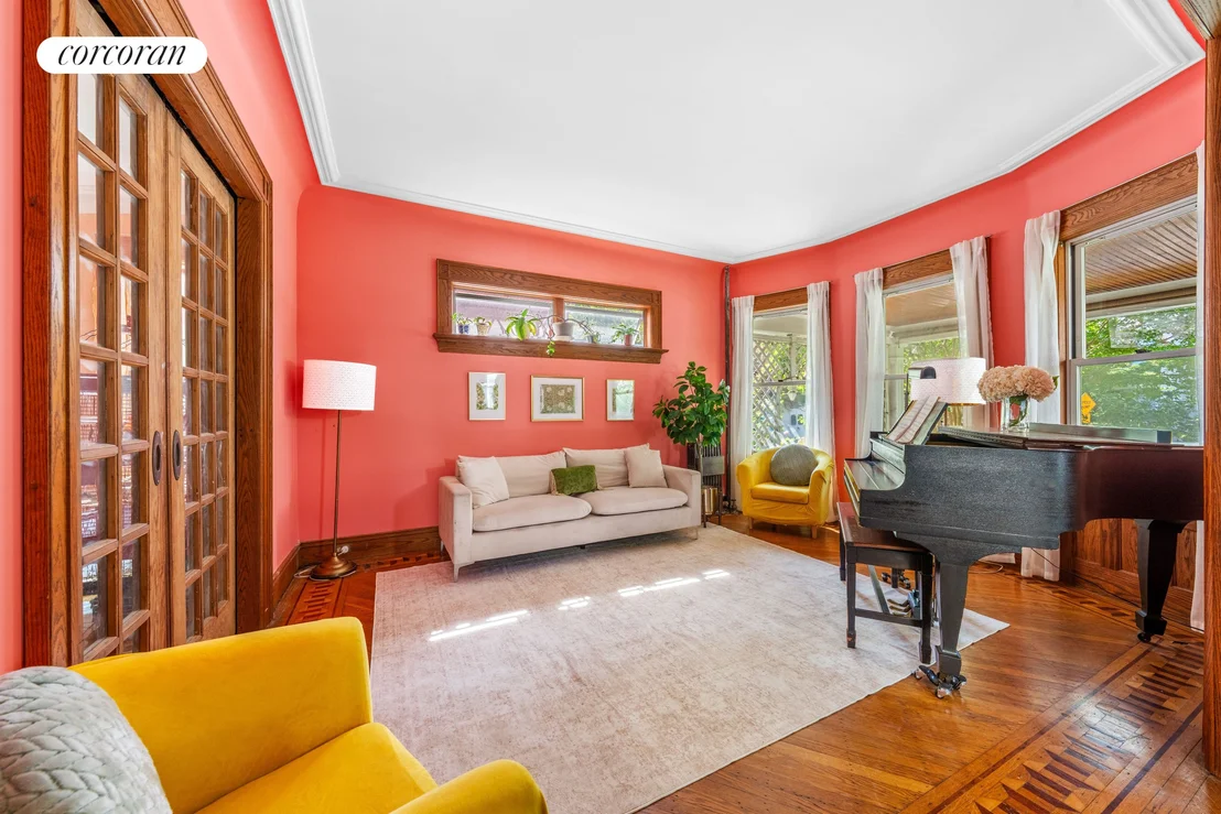 Photo of 751 Rugby Road