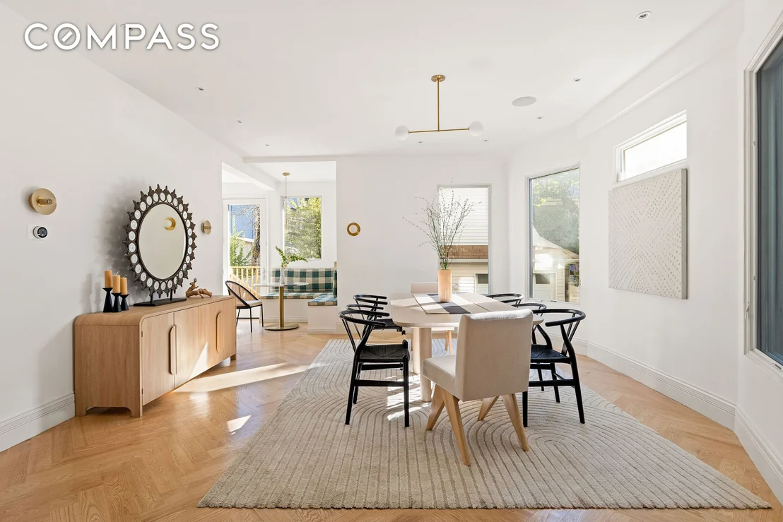 Photo of 453 Stratford Road