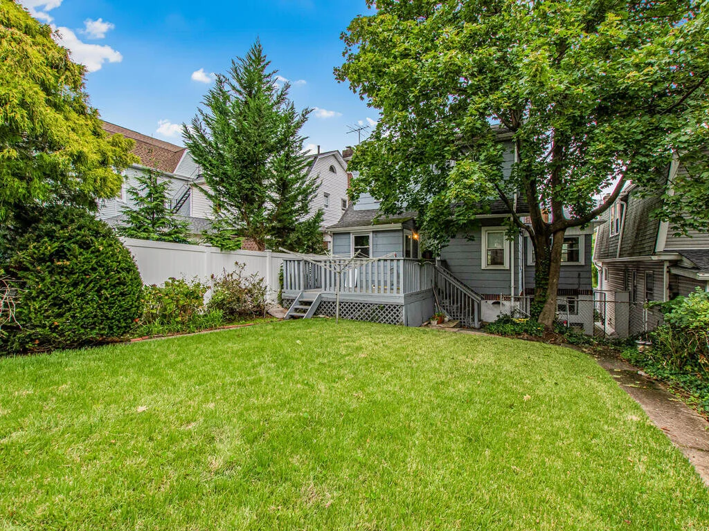Photo of 5621 POST Road