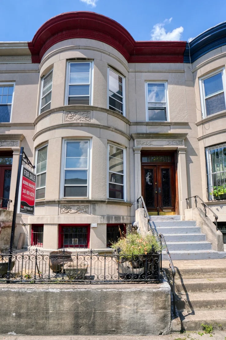 Photo of 203 Maple Street