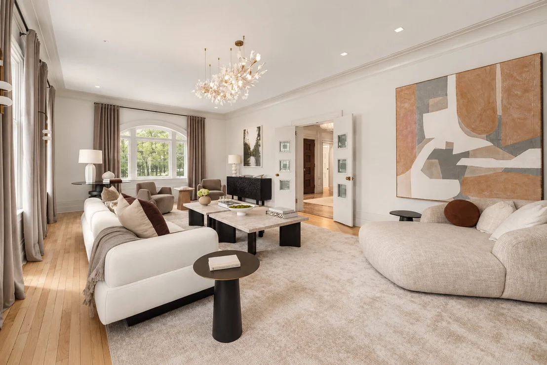 Photo of 337 RIVERSIDE Drive
