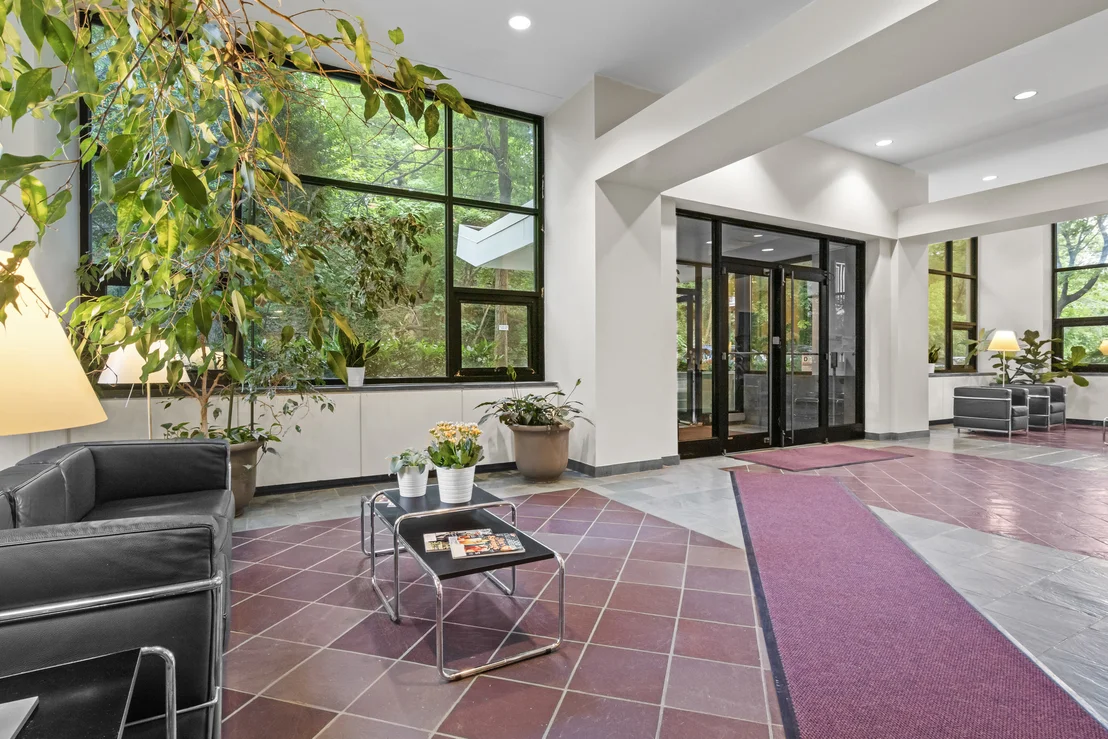 Photo of Unit 2C at 2575 PALISADE Avenue