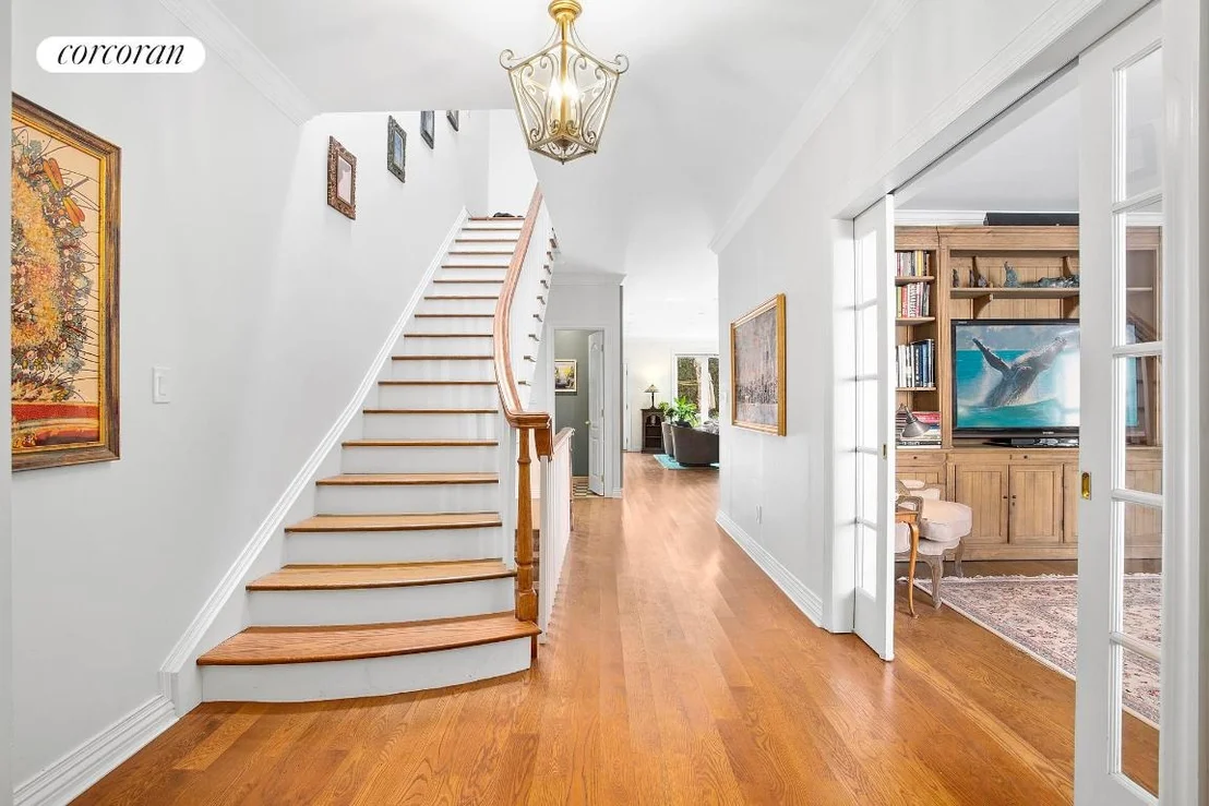 Photo of Unit 0 at 68 SKILLMAN Avenue