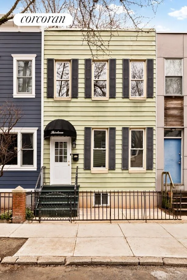 Photo of 13 JACKSON Place