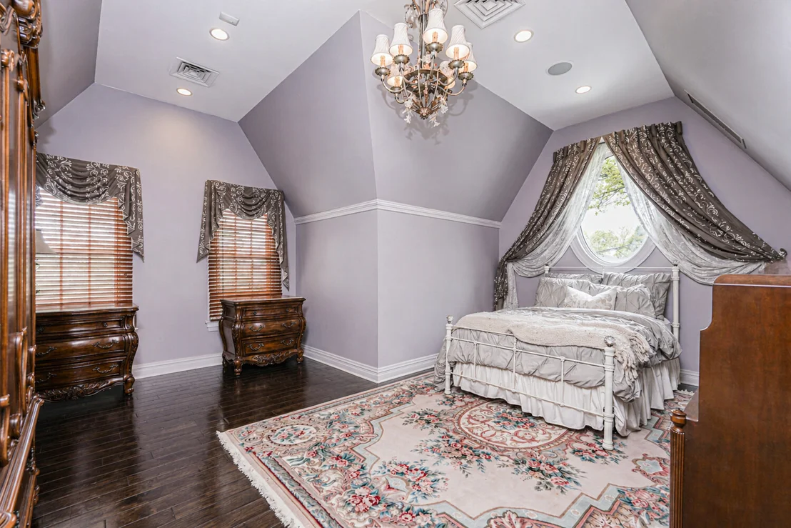 Photo of 125 BENEDICT Road
