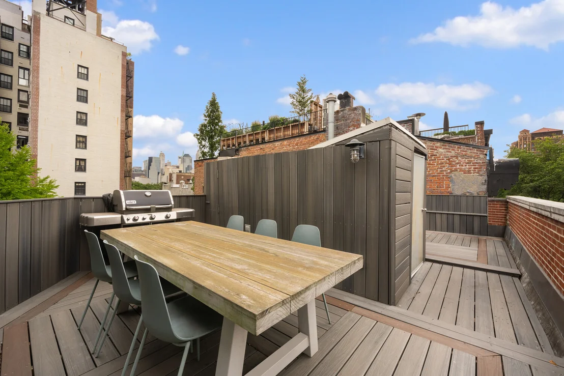 Photo of 152 WILLOW Street