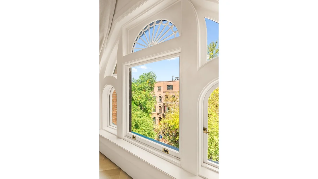 Photo of 60 MONTGOMERY Place