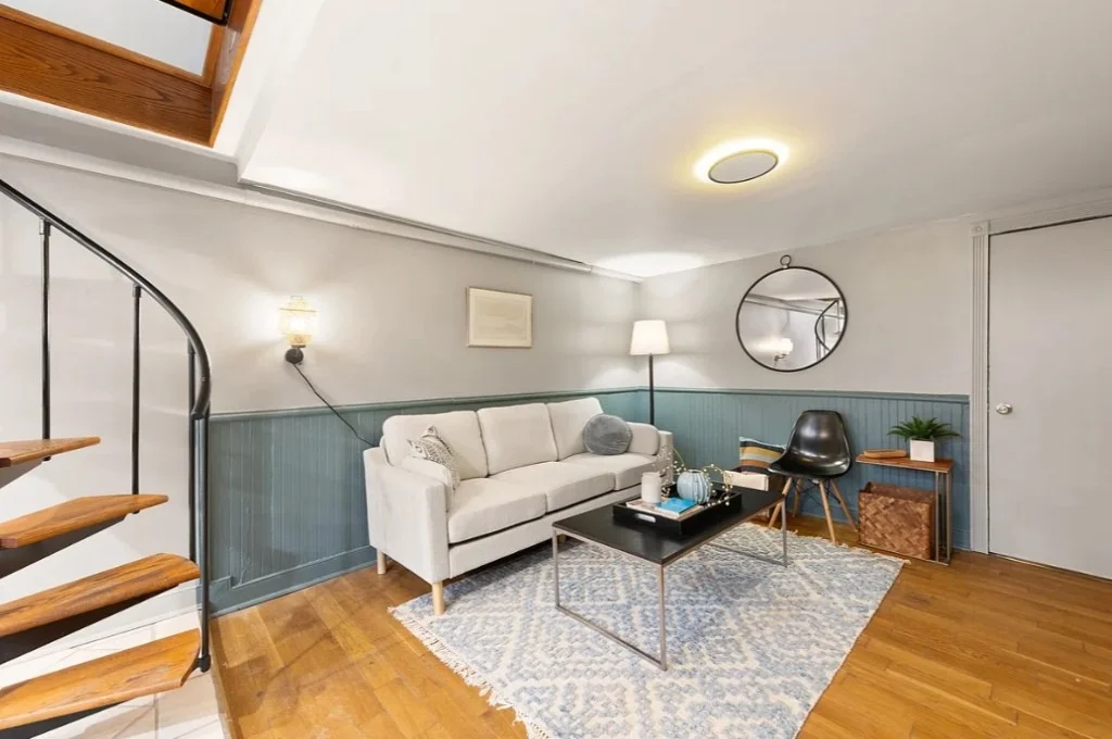 Photo of 664 Henry Street