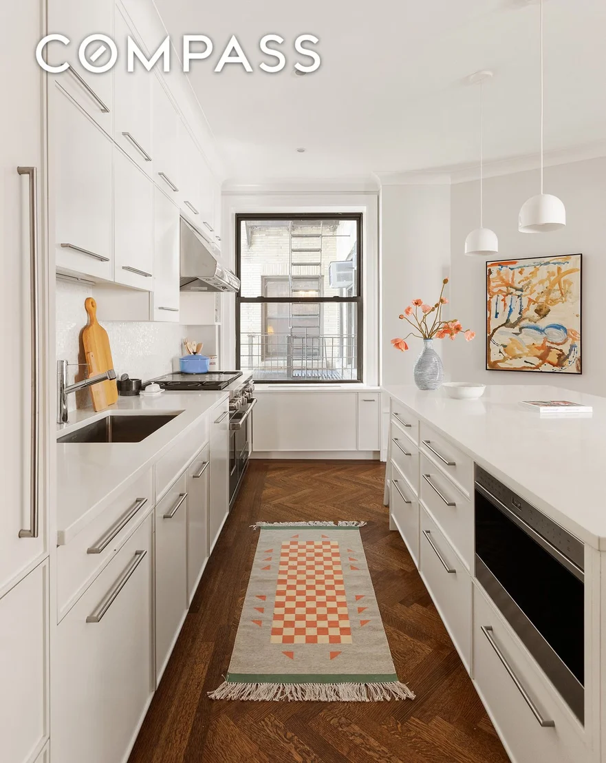 Photo of Unit 4D at 251 W 89th Street