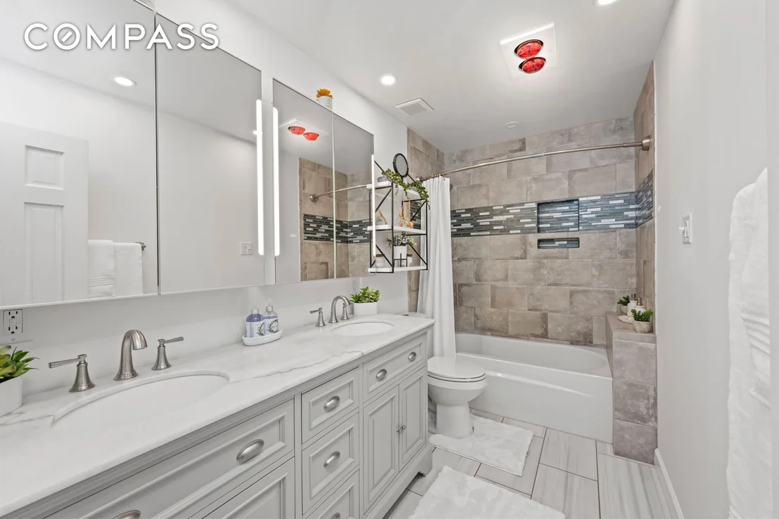 Photo of 15 Hickory Circle