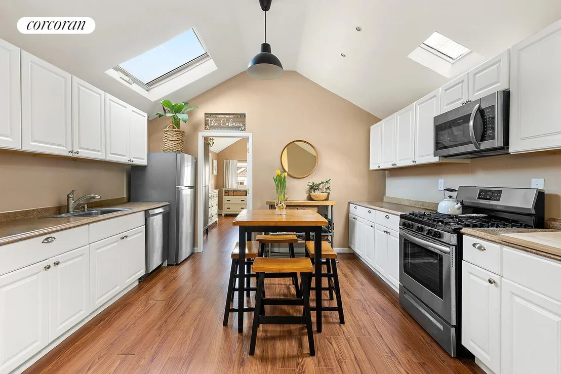Photo of 64 Hillside Avenue