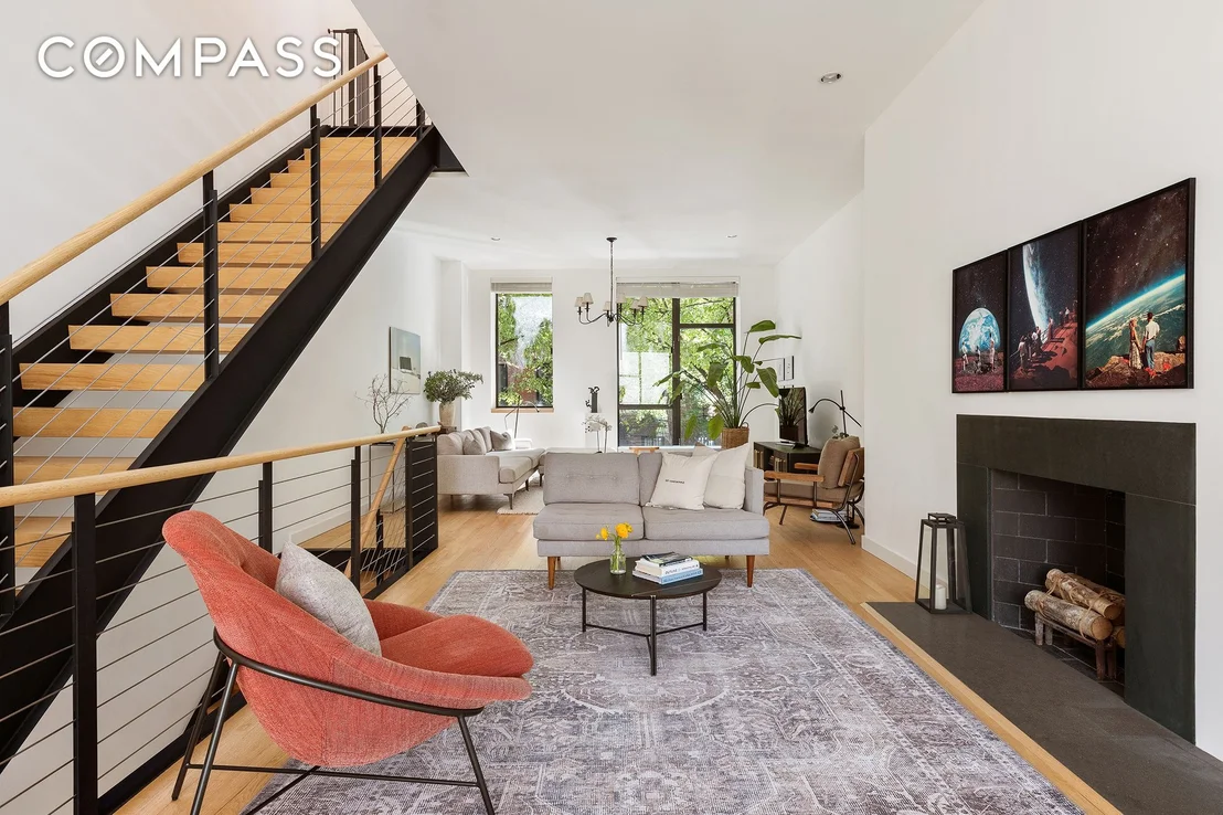 Photo of 273 State Street