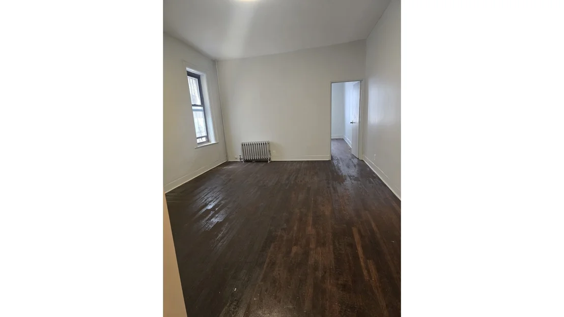 Photo of Unit 3C at 773 EASTERN Parkway