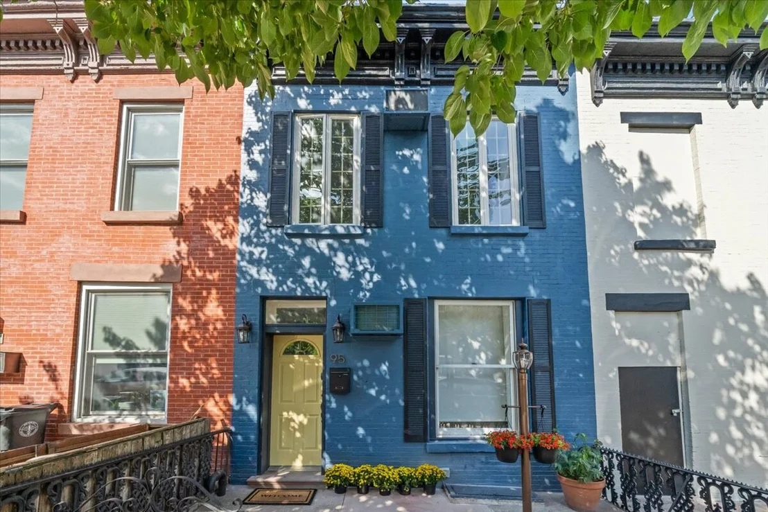 Photo of 95 2ND Street