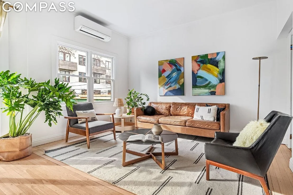 Photo of 114 2nd Street