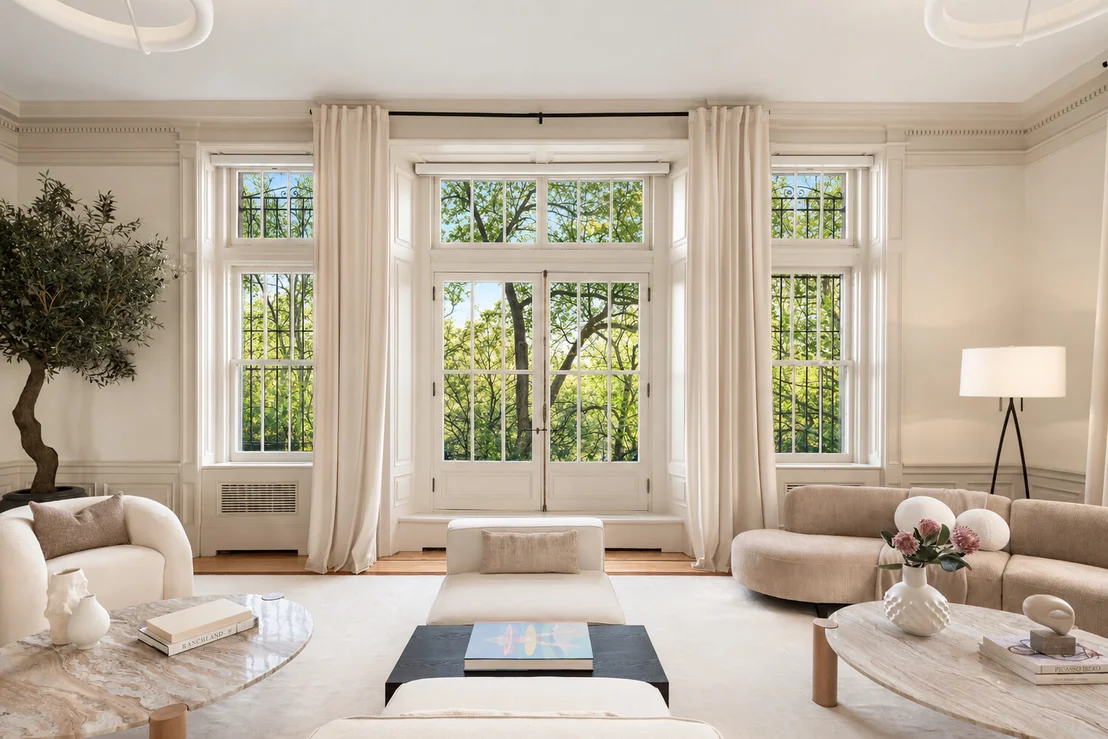 Photo of 337 RIVERSIDE Drive