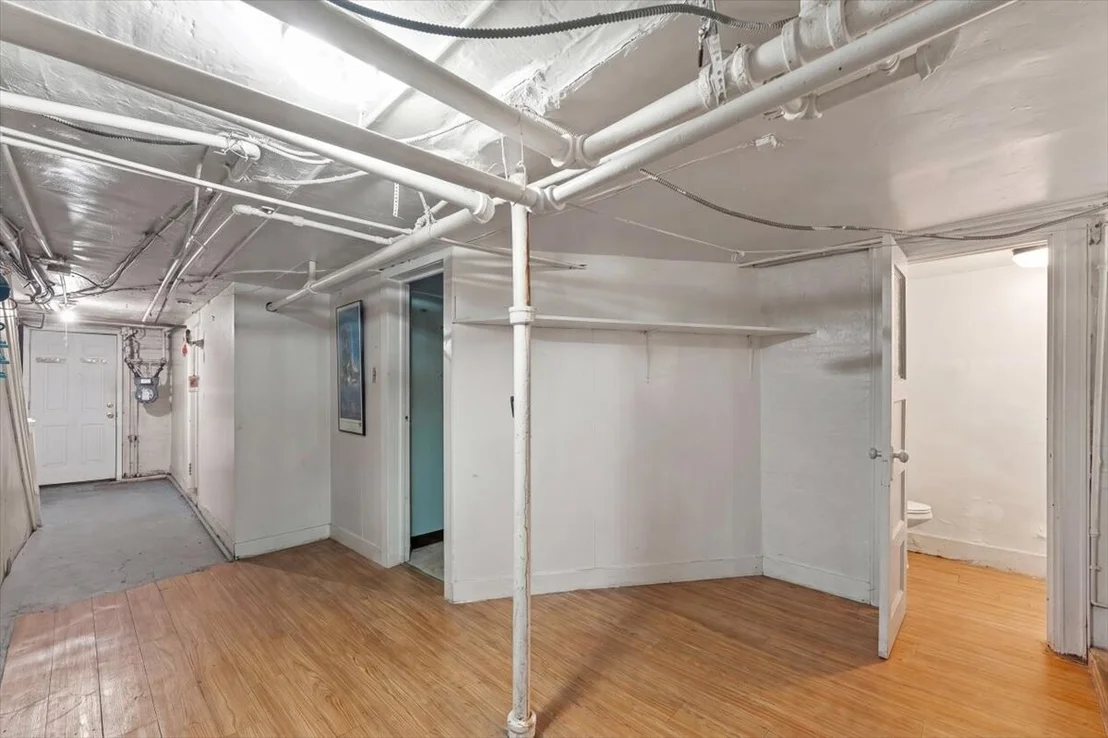 Photo of 1233 UNION Street