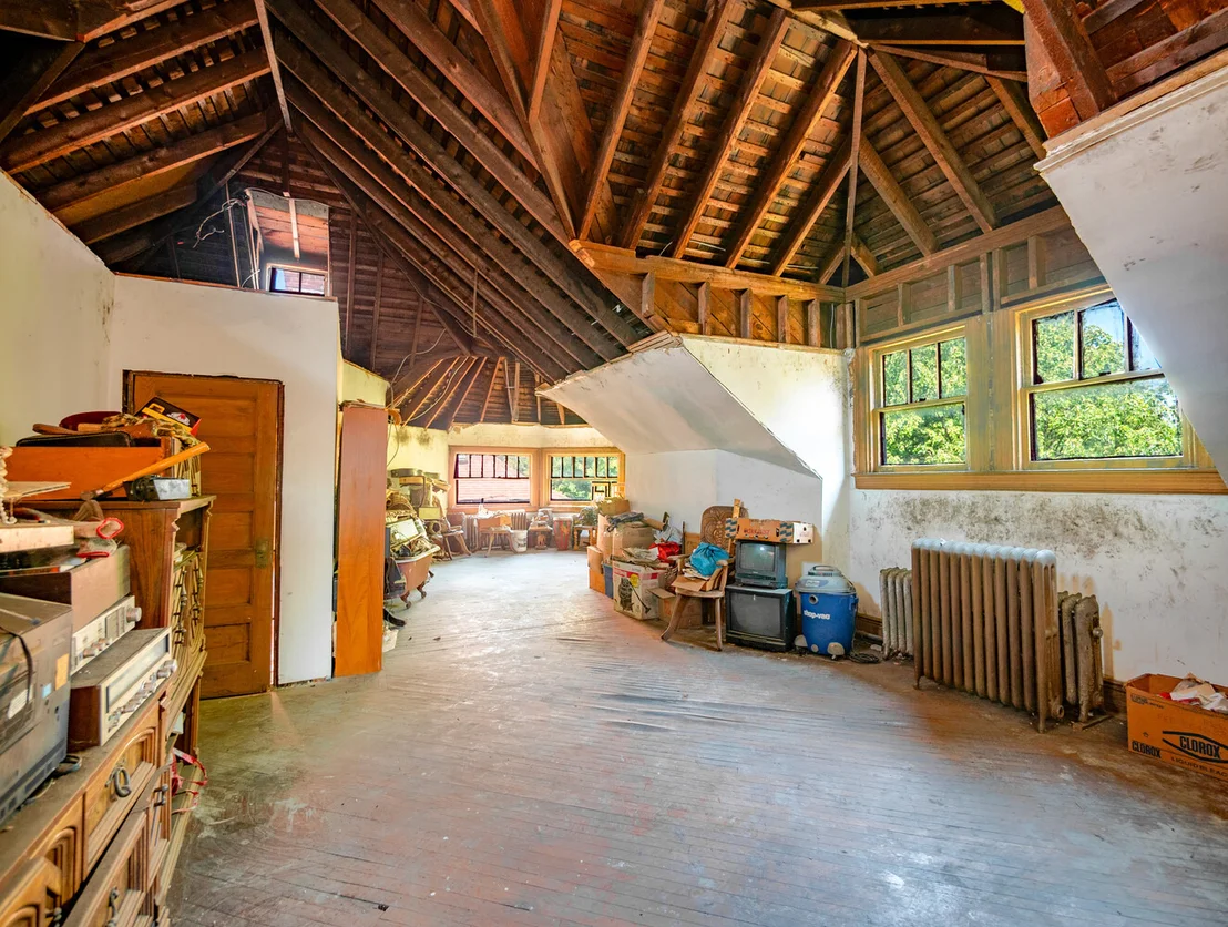 Photo of 1112 ALBEMARLE Road