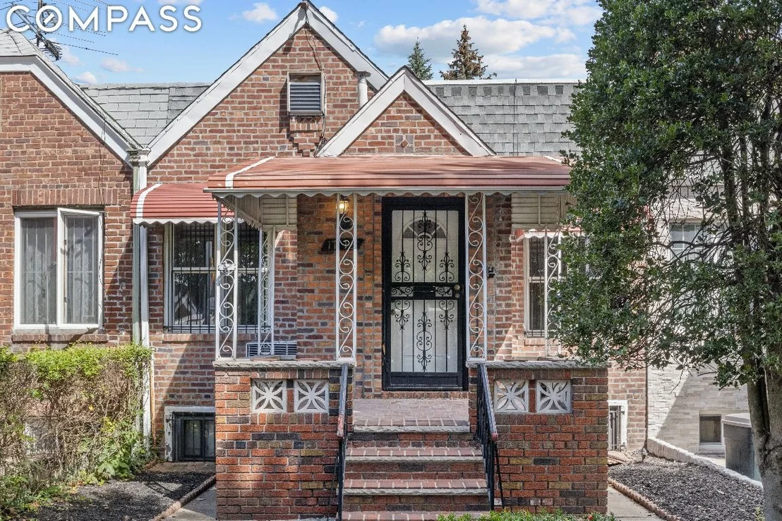 Photo of 1715 Avenue W