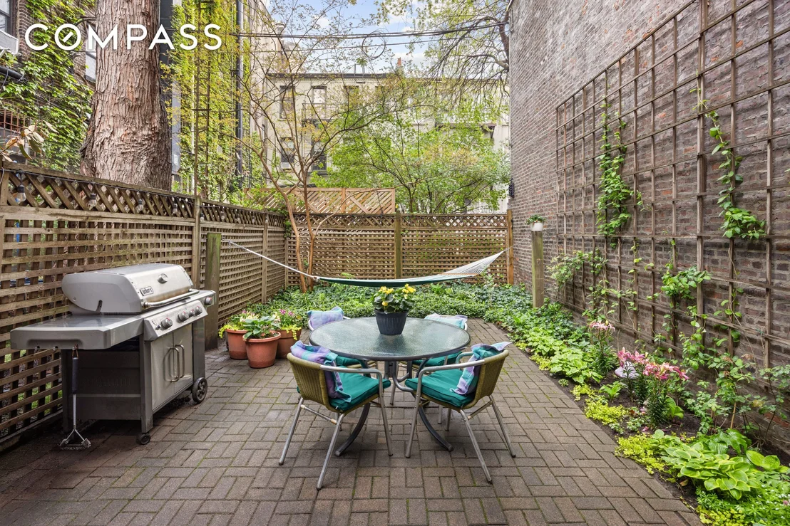 Photo of 482 11th Street