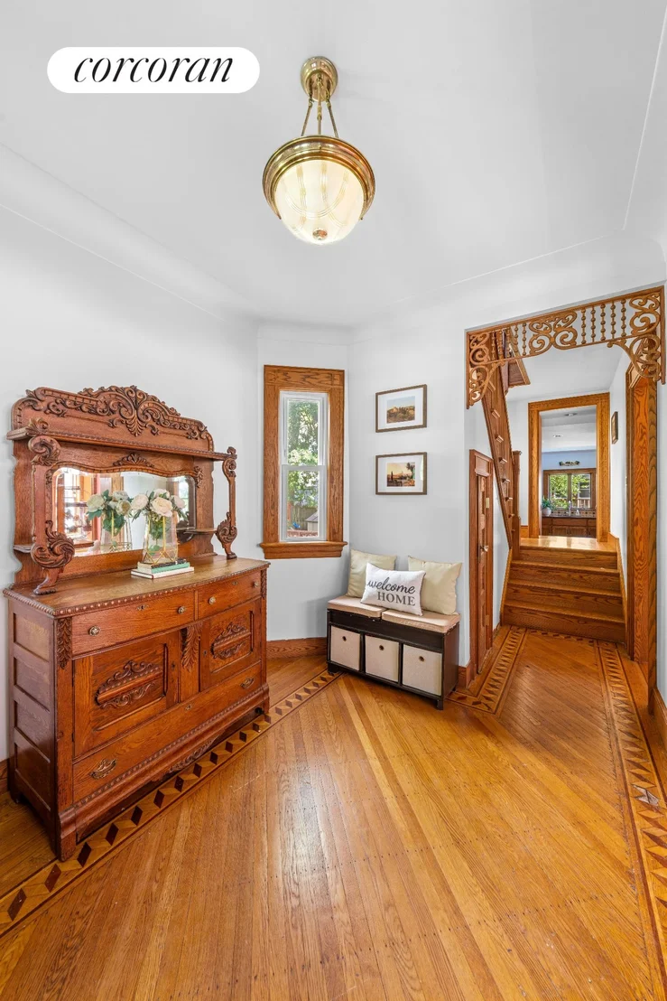 Photo of 751 Rugby Road
