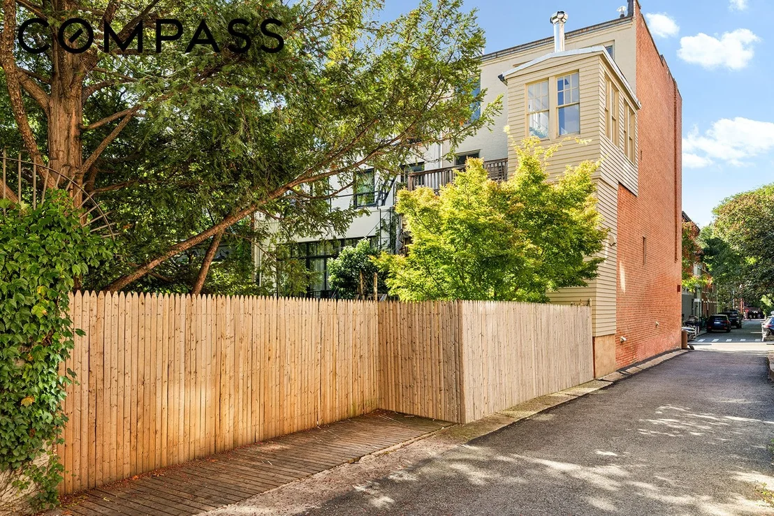 Photo of 247 Clinton Street