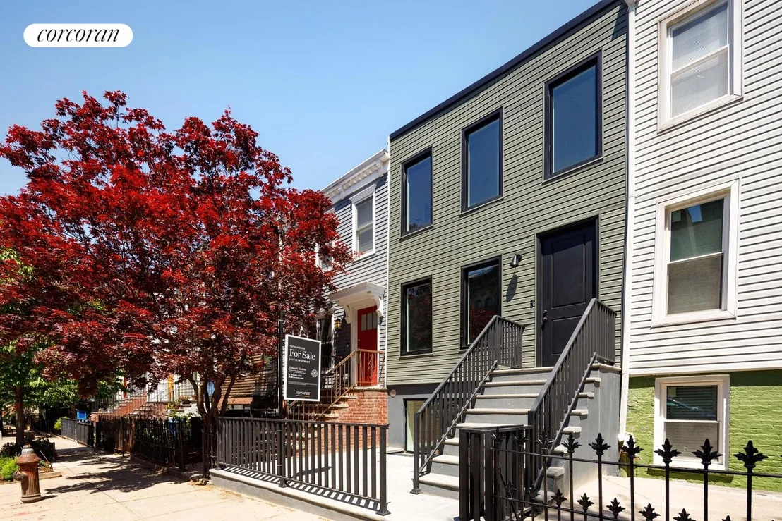 Photo of 331 12TH Street