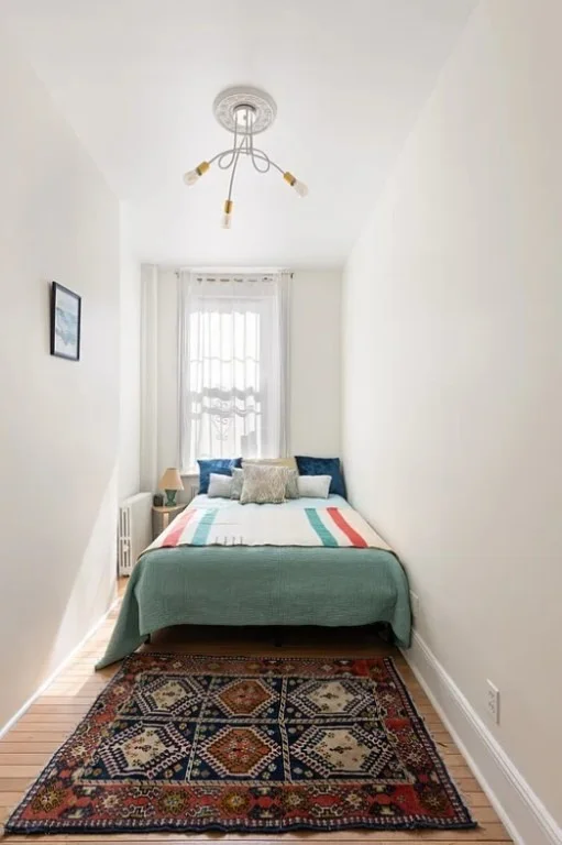 Photo of 664 Henry Street